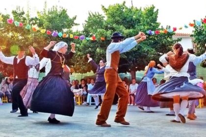 Folk dancing - Portugal